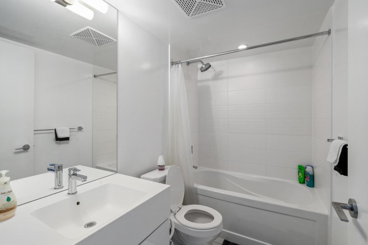 Family Oriented Downtown Toronto 2Bdrm Condo With Parking & Office Space Εξωτερικό φωτογραφία