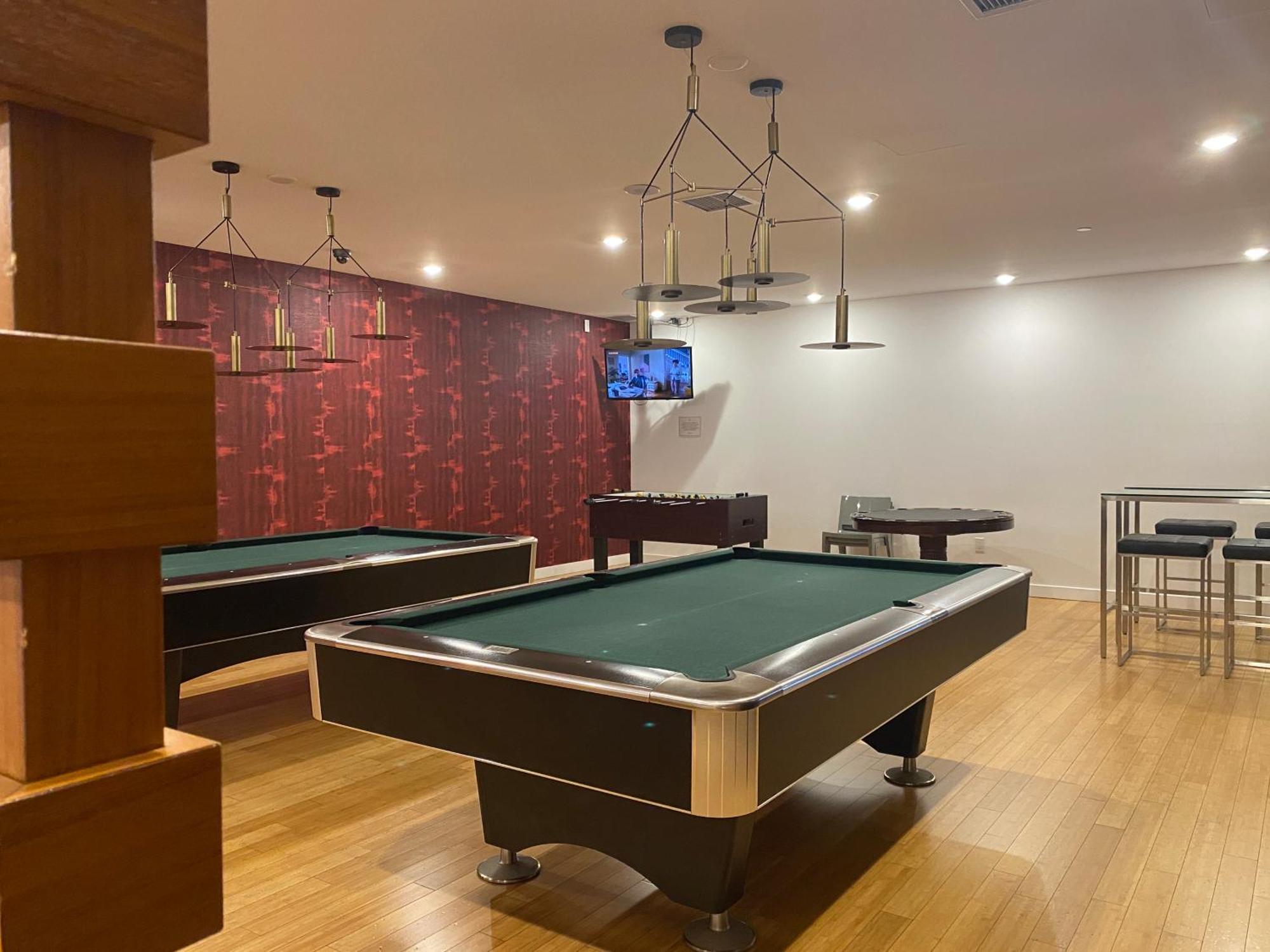 Family Oriented Downtown Toronto 2Bdrm Condo With Parking & Office Space Εξωτερικό φωτογραφία