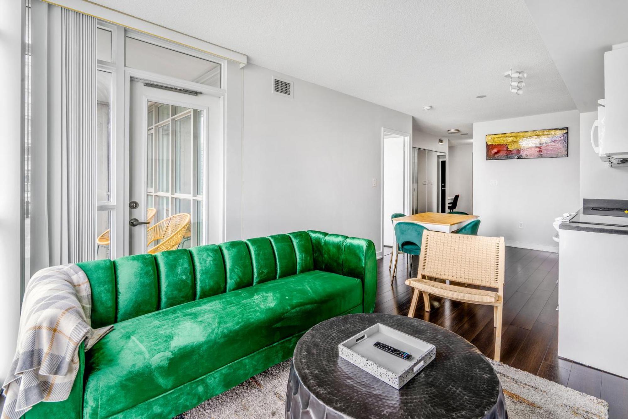 Family Oriented Downtown Toronto 2Bdrm Condo With Parking & Office Space Εξωτερικό φωτογραφία
